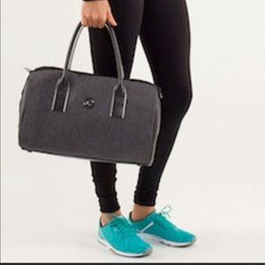 Lululemon bag